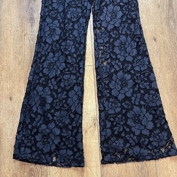 Alexis Livia Navy Lace Open Back Jumpsuit Size S - Picture 8 of 14